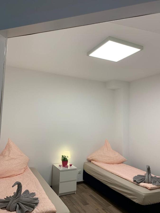 Central Private Rooms In Popular Neighborhood! Colónia Exterior foto