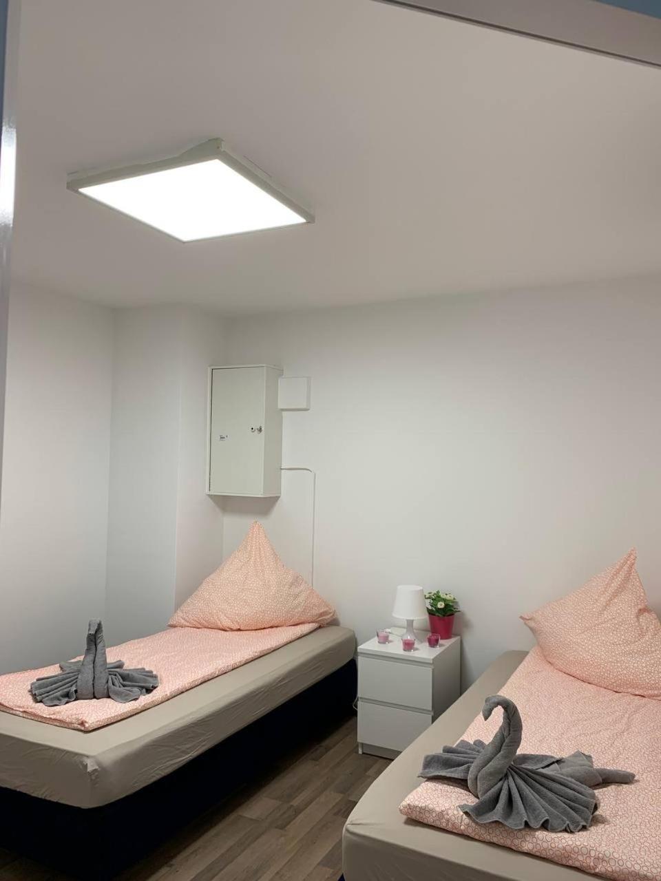 Central Private Rooms In Popular Neighborhood! Colónia Exterior foto